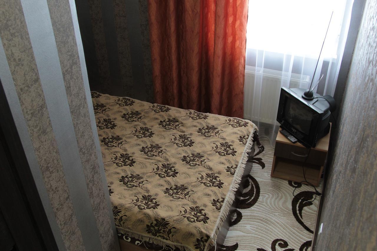 Karavan Hotel Bila Krynytsya  Exterior foto